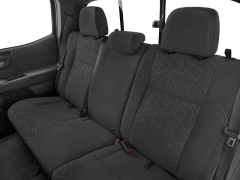 Used 2017  Toyota Tacoma Double Cab 5' Bed V6 4x4 &lpar;Natl&rpar; at CarloanExpress&period;Com near Hampton&comma; VA