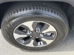 Used 2024  Jeep Grand Cherokee 4xe 4x4 at CarloanExpress&period;Com near Hampton&comma; VA