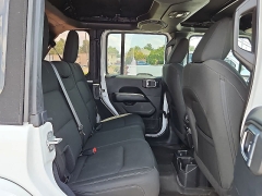 Used 2018  Jeep Wrangler Unlimited 4d SUV 4WD Sahara at CarloanExpress&period;Com near Hampton&comma; VA