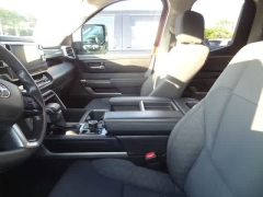 Used 2022  Toyota Tundra 4WD SR5 Double Cab 6&period;5ft Bed at CarloanExpress&period;Com near Hampton&comma; VA