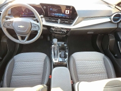 Used 2025  Chevrolet Trax FWD 4dr LT at CarloanExpress&period;Com near Hampton&comma; VA