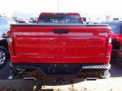 Used 2019  Chevrolet Silverado 1500 4WD Crew Cab 147" LT Trail Boss at CarloanExpress.Com near Hampton, VA
