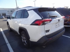 Used 2022  Toyota RAV4 XLE AWD at CarloanExpress.Com near Hampton, VA