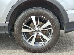 Used 2018  Toyota RAV4 AWD &lpar;Natl&rpar; at CarloanExpress&period;Com near Hampton&comma; VA