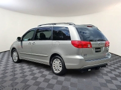Used 2010  Toyota Sienna 5dr 7-Pass Van XLE FWD &lpar;Natl&rpar; at CarloanExpress&period;Com near Hampton&comma; VA