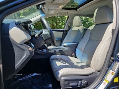 Used 2015  Toyota Avalon Hybrid 4dr Sdn &lpar;Natl&rpar; at CarloanExpress&period;Com near Hampton&comma; VA