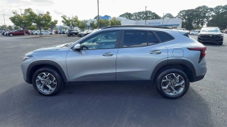 Used 2025  Chevrolet Trax FWD 4dr LT at CarloanExpress&period;Com near Hampton&comma; VA