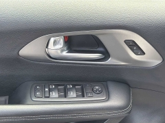 Used 2025  Chrysler Pacifica Select FWD at CarloanExpress&period;Com near Hampton&comma; VA