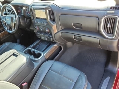 Used 2020  Chevrolet Silverado 2500HD 4WD Crew Cab 159" High Country at CarloanExpress&period;Com near Hampton&comma; VA