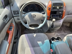 Used 2010  Toyota Sienna 5dr 7-Pass Van XLE FWD &lpar;Natl&rpar; at CarloanExpress&period;Com near Hampton&comma; VA