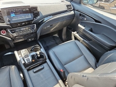 Used 2021  Honda Pilot Touring 8-Passenger AWD at CarloanExpress&period;Com near Hampton&comma; VA