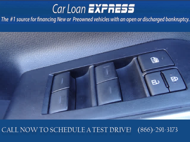 Used 2024  Toyota Highlander AWD &lpar;Natl&rpar; at CarloanExpress&period;Com near Hampton&comma; VA