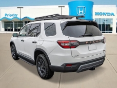 New 2026  Honda Pilot TrailSport AWD at CarloanExpress&period;Com near Hampton&comma; VA