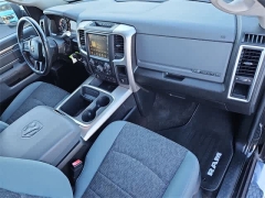 Used 2017  Ram 2500 Big Horn 4x4 Crew Cab 6'4" Box at CarloanExpress.Com near Hampton, VA