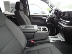 Used 2022  Chevrolet Silverado 1500 4WD Crew Cab 147" LT w&sol;2FL at CarloanExpress&period;Com near Hampton&comma; VA