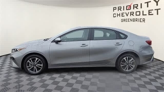 Used 2024  Kia Forte LXS IVT at CarloanExpress.Com near Hampton, VA