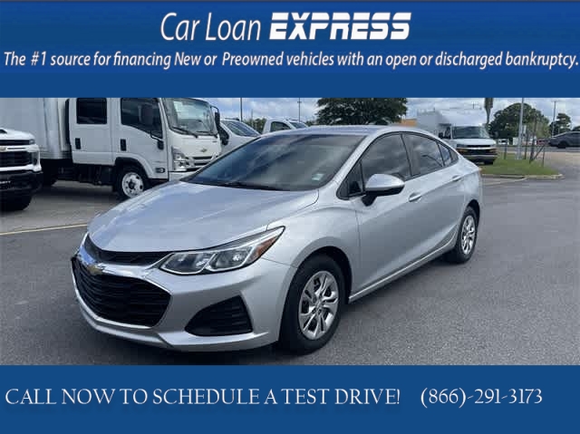 Used 2019  Chevrolet Cruze 4d Sedan LS at CarloanExpress.Com near Hampton, VA