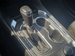 Used 2018  Chevrolet Traverse 4d SUV AWD LT Cloth w&sol;1LT at CarloanExpress&period;Com near Hampton&comma; VA