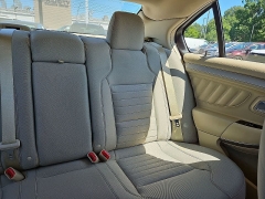 Used 2018  Ford Taurus 4d Sedan FWD SE at CarloanExpress&period;Com near Hampton&comma; VA