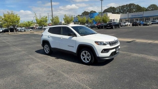 Used 2024  Jeep Compass Latitude 4x4 at CarloanExpress&period;Com near Hampton&comma; VA