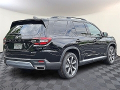 New 2025  Honda Pilot Elite AWD at CarloanExpress.Com near Hampton, VA
