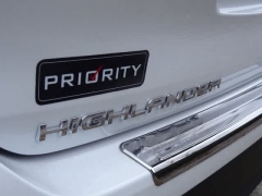 Used 2023  Toyota Highlander AWD &lpar;Natl&rpar; at CarloanExpress&period;Com near Hampton&comma; VA