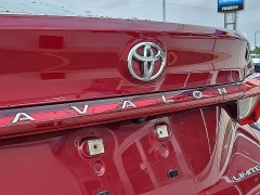 Used 2020  Toyota Avalon 4d Sedan Limited at CarloanExpress&period;Com near Hampton&comma; VA