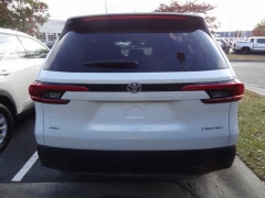 Used 2024  Toyota Grand Highlander AWD &lpar;Natl&rpar; at CarloanExpress&period;Com near Hampton&comma; VA