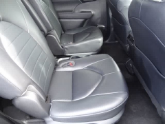 Used 2023  Toyota Highlander FWD &lpar;Natl&rpar; at CarloanExpress&period;Com near Hampton&comma; VA