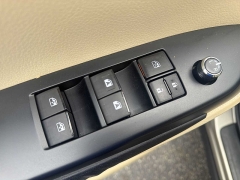 Used 2016  Toyota Highlander 4d SUV FWD XLE at CarloanExpress&period;Com near Hampton&comma; VA