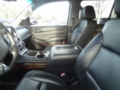 Used 2019  Chevrolet Suburban 4d SUV 4WD LT at CarloanExpress&period;Com near Hampton&comma; VA