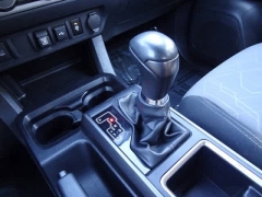 Used 2023  Toyota Tacoma 2WD Double Cab 5' Bed V6 AT (Natl) at CarloanExpress.Com near Hampton, VA