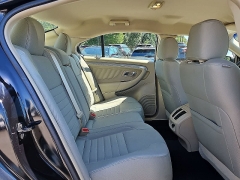 Used 2018  Ford Taurus 4d Sedan FWD SE at CarloanExpress&period;Com near Hampton&comma; VA