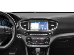 Used 2018  Hyundai Ioniq Hybrid SEL Hatchback at CarloanExpress&period;Com near Hampton&comma; VA