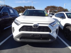 Used 2022  Toyota RAV4 XLE AWD at CarloanExpress.Com near Hampton, VA