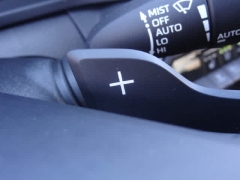 Used 2025  Toyota Crown Signia AWD &lpar;Natl&rpar; at CarloanExpress&period;Com near Hampton&comma; VA
