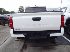 Used 2024  Toyota Tacoma 4WD Double Cab Bed &lpar;Natl&rpar; at CarloanExpress&period;Com near Hampton&comma; VA