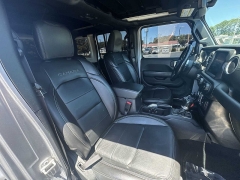 Used 2020  Jeep Wrangler Unlimited Sahara 4x4 at CarloanExpress&period;Com near Hampton&comma; VA
