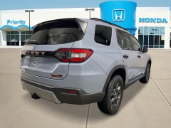 New 2026  Honda Pilot TrailSport AWD at CarloanExpress&period;Com near Hampton&comma; VA