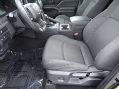 Used 2024  Toyota Tacoma 2WD Double Cab Bed AT &lpar;Natl&rpar; at CarloanExpress&period;Com near Hampton&comma; VA