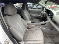 Used 2024  Hyundai Elantra SE IVT at CarloanExpress.Com near Hampton, VA