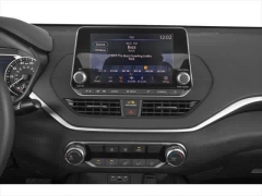 Used 2022  Nissan Altima 2.5 SV Sedan at CarloanExpress.Com near Hampton, VA