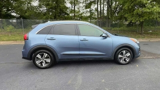 Used 2020  Kia Niro EX Premium FWD at CarloanExpress.Com near Hampton, VA