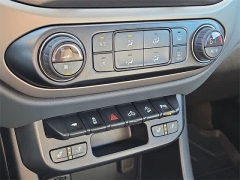 Used 2019  Chevrolet Colorado 4WD Crew Cab 140.5" Z71 at CarloanExpress.Com near Hampton, VA