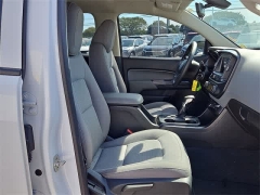Used 2022  Chevrolet Colorado 2WD Crew Cab 128" Work Truck at CarloanExpress.Com near Hampton, VA