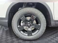 New 2026  Honda Ridgeline Black Edition Two-Tone AWD at CarloanExpress&period;Com near Hampton&comma; VA