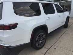 Used 2022  Jeep Wagoneer Series III 4x4 at CarloanExpress.Com near Hampton, VA