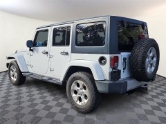 Used 2013  Jeep Wrangler Unlimited 4WD 4dr Sahara at CarloanExpress.Com near Hampton, VA