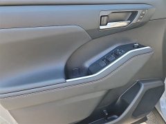 Used 2022  Toyota Highlander Hybrid Bronze Edition AWD at CarloanExpress&period;Com near Hampton&comma; VA