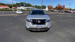 Used 2025  Nissan Pathfinder SV 4WD at CarloanExpress.Com near Hampton, VA